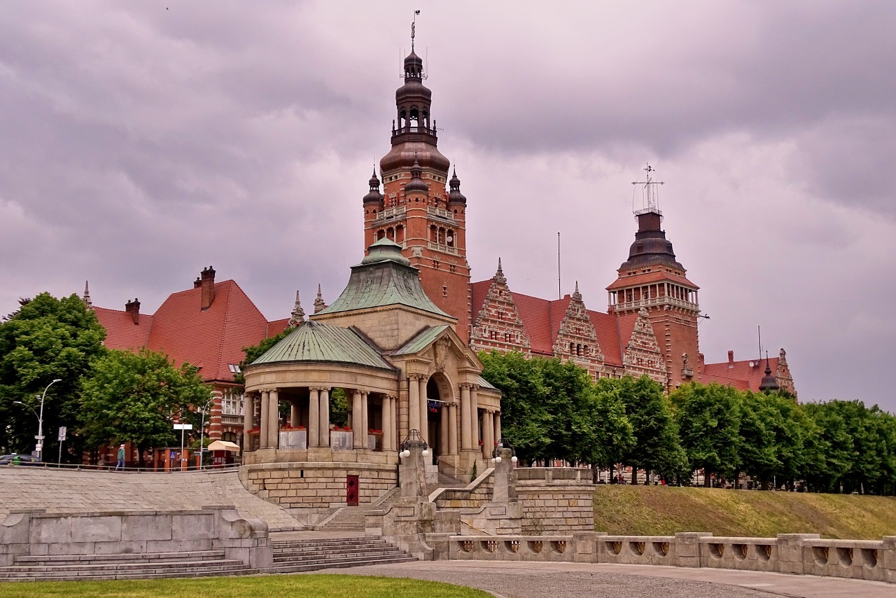 poland stettin hook duck race free photo