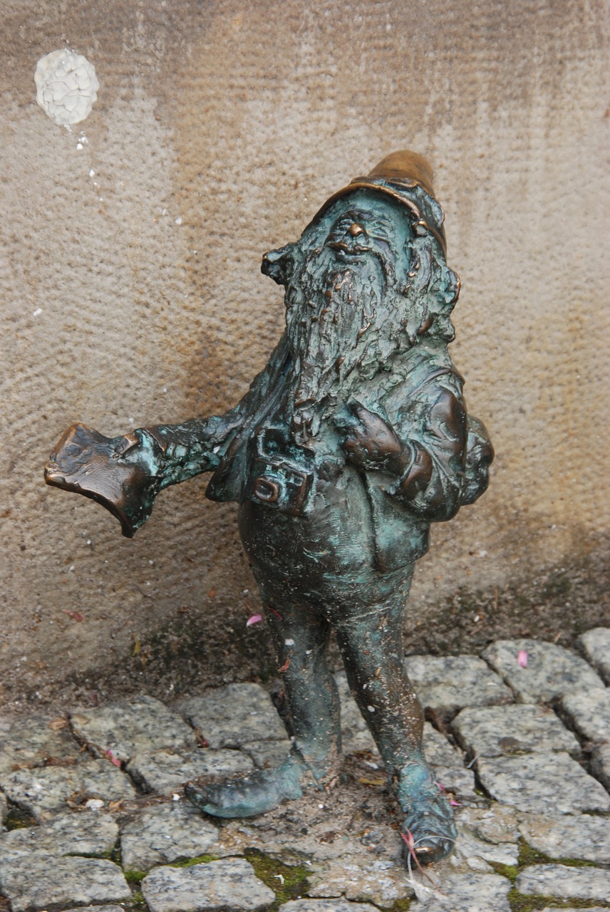 poland wrocław gnome free photo