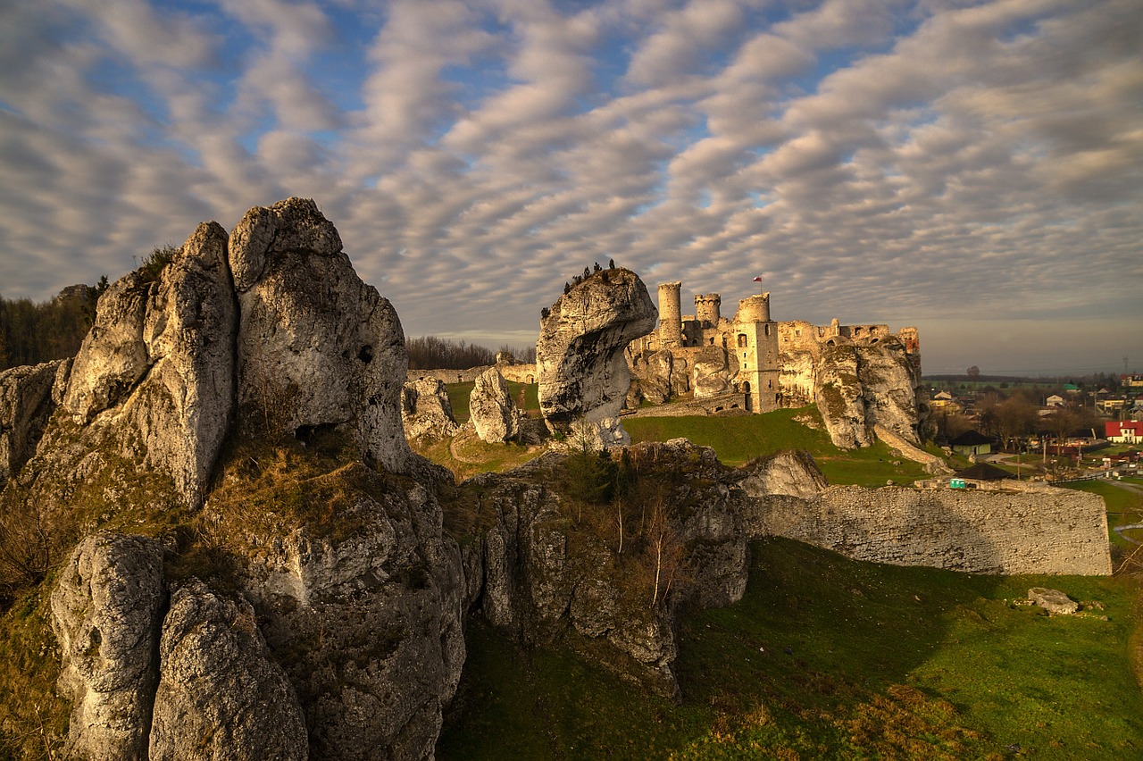 poland castle monument free photo