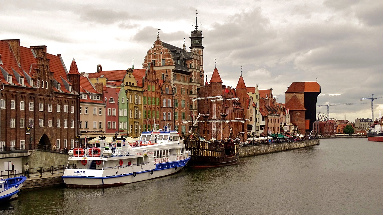 poland gdansk port crane free photo