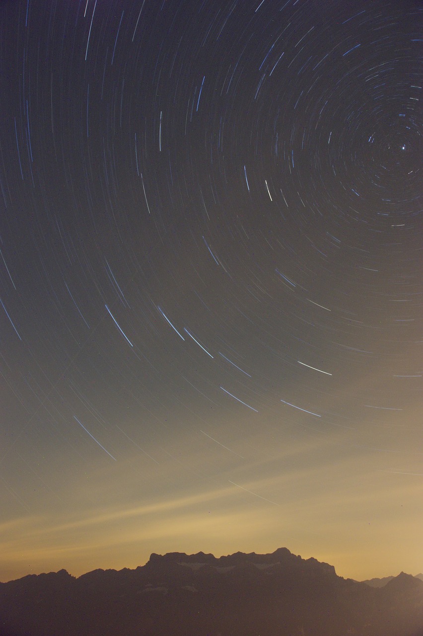 polaris night sky star run free photo