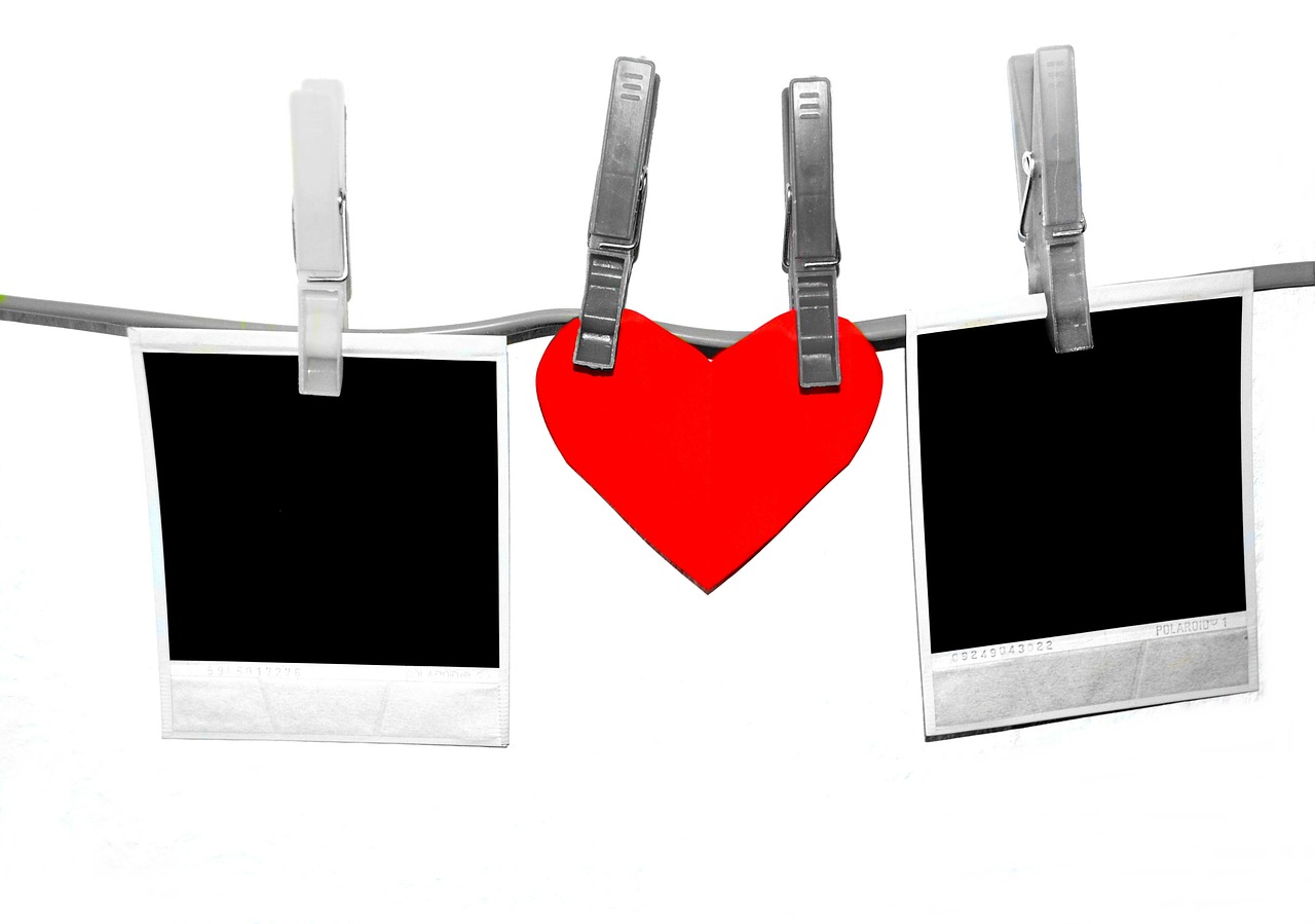 polaroid clothespins heart free photo