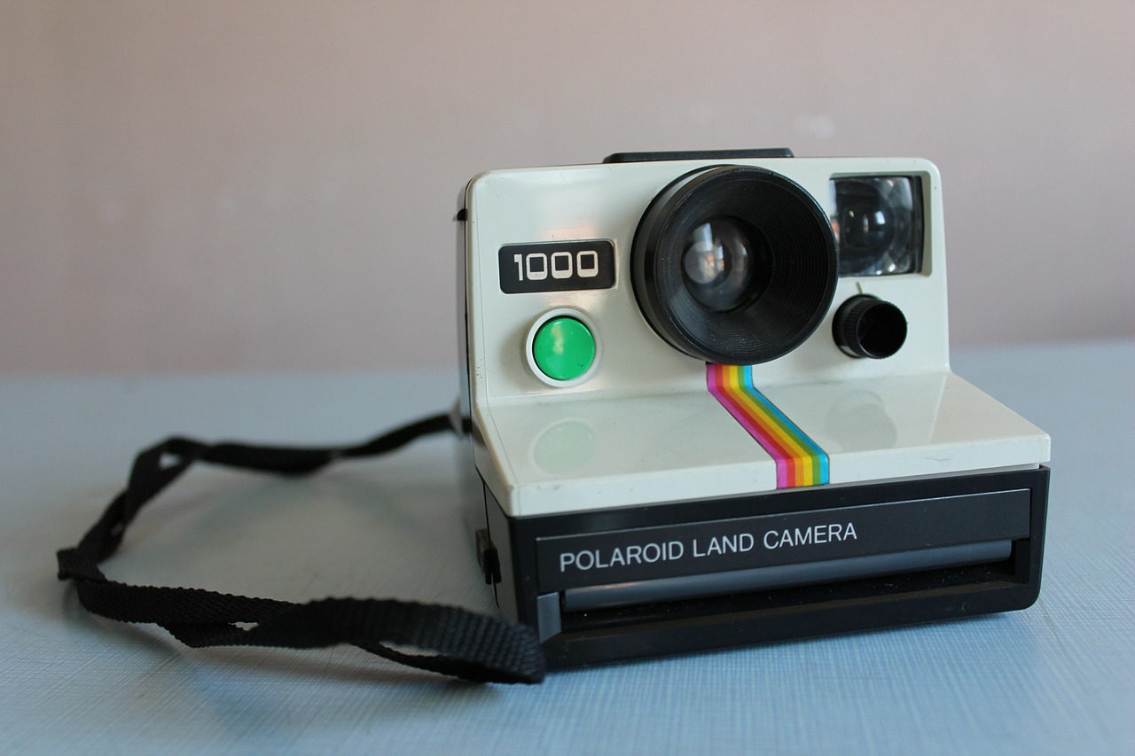 polaroid camera vintage free photo