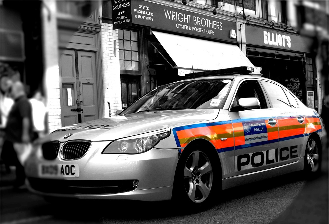 police car vehicle free photo
