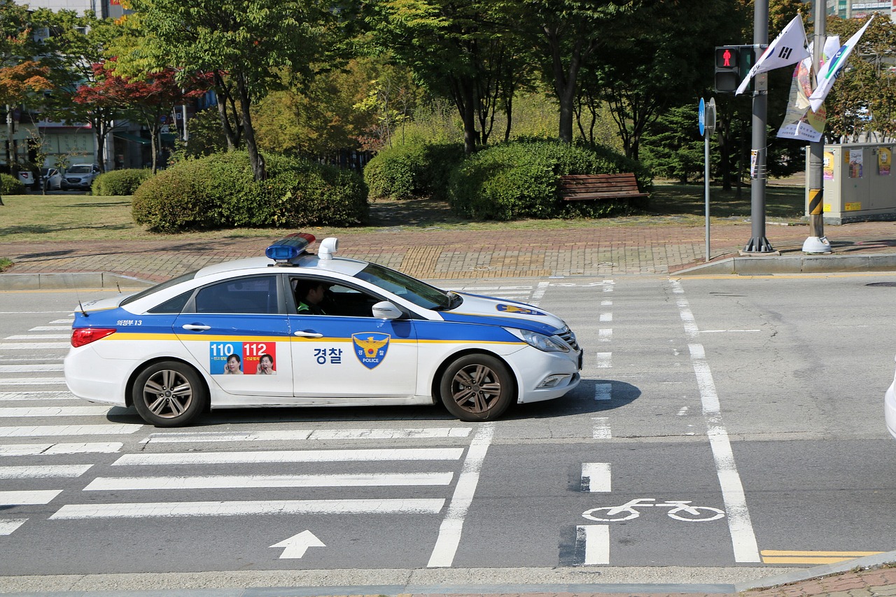 police road car free photo