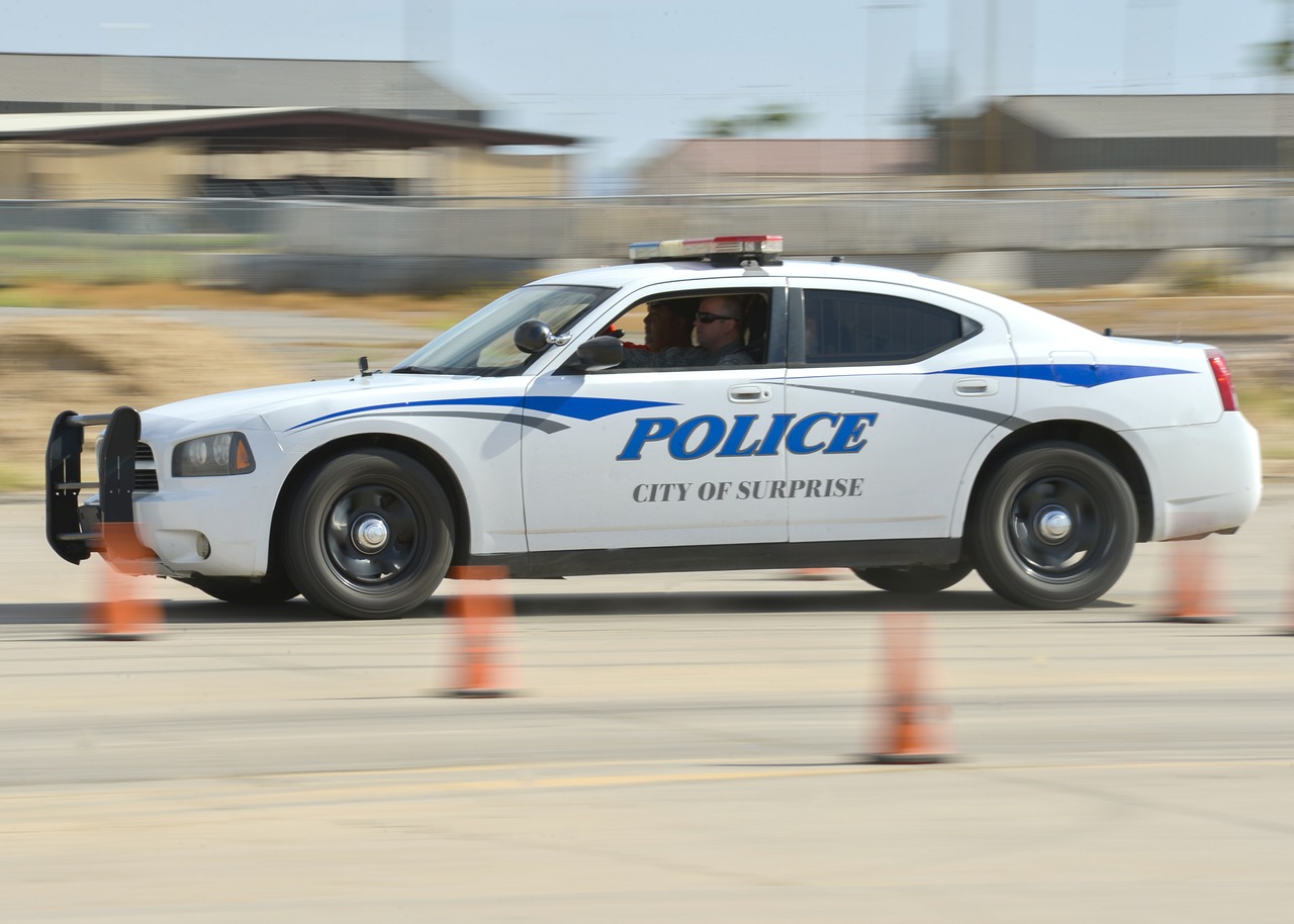 police cruise vehicle free photo