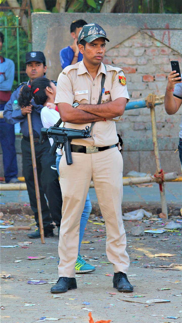police constable officer free photo