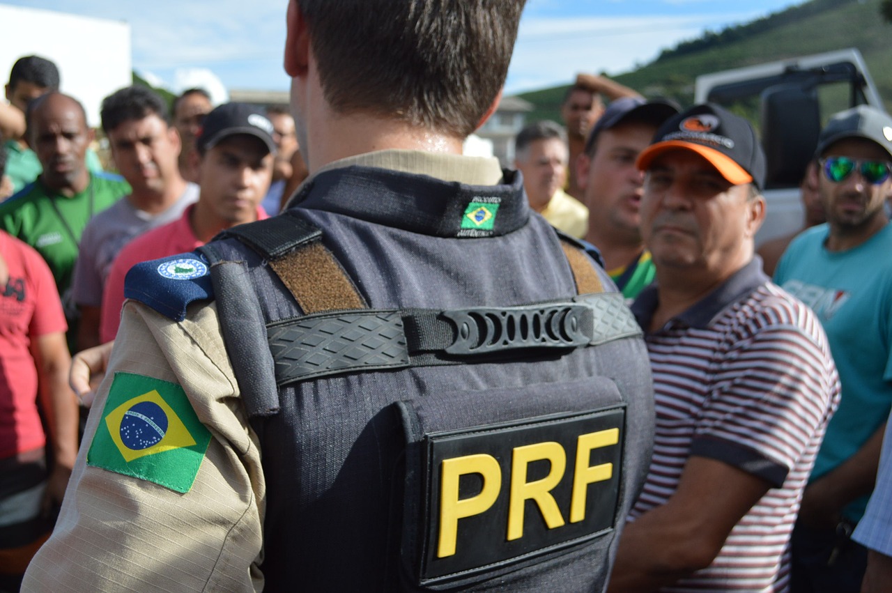 police brazil crises free photo