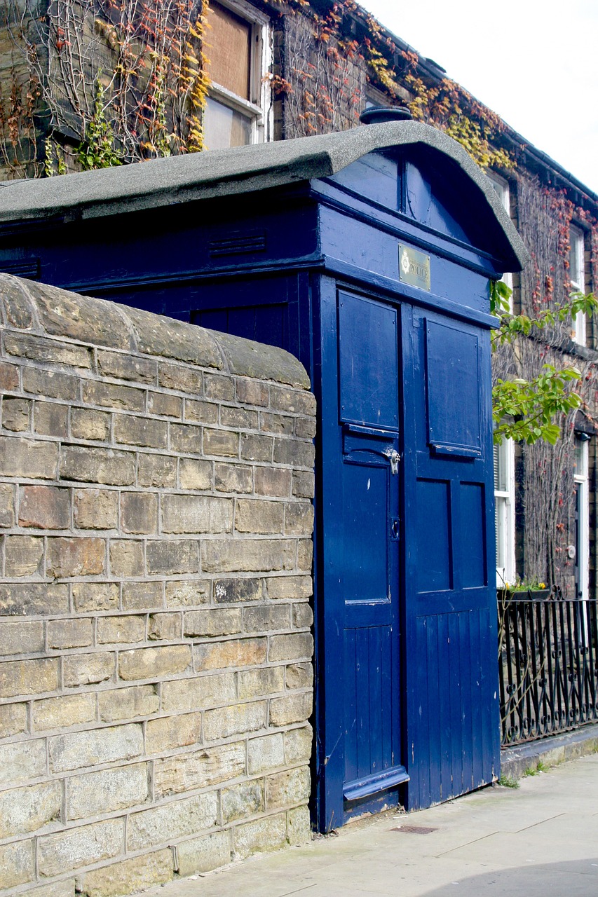 police box almondbury west yorkshire free photo