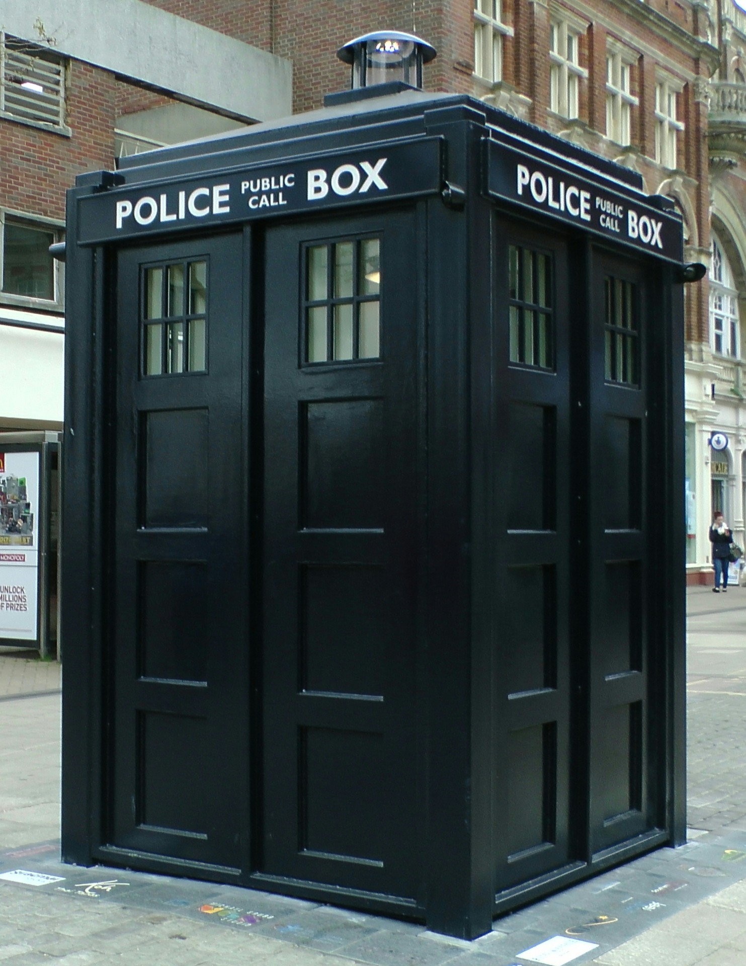 police-box police box free photo