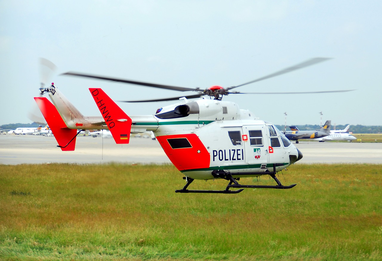 police helicopter bk-117 police free photo