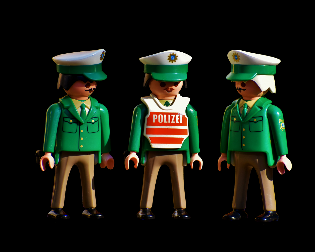 police officers old playmobil free photo