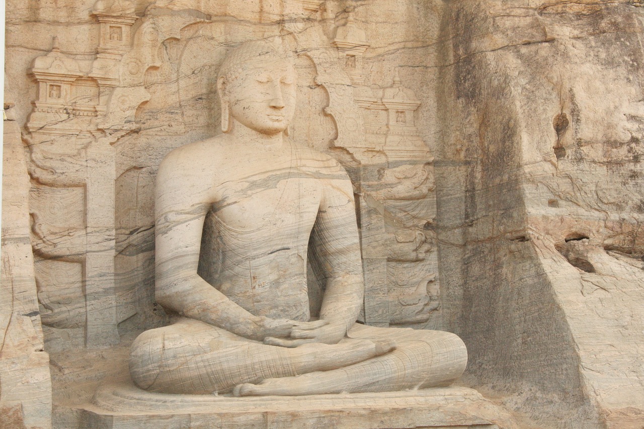 polonnaruwa  sri lanka  antique free photo