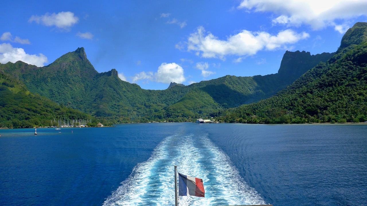 polynesia moorea ferry free photo