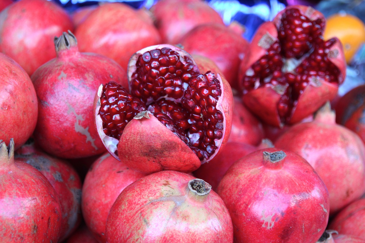 pomegranate fruit pomegranates free photo