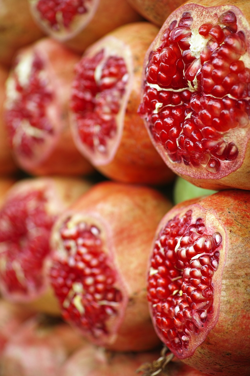 pomegranate fruit health free photo