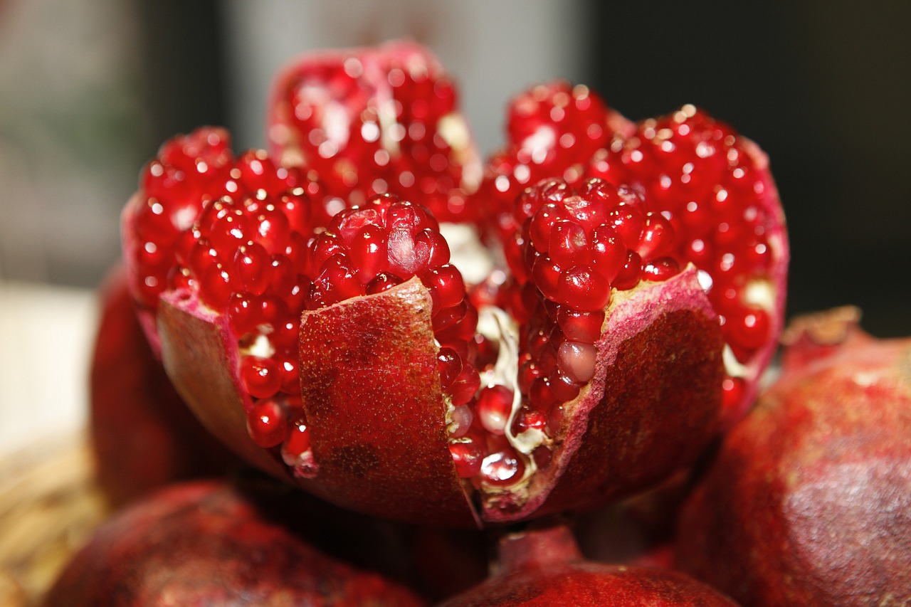 pomegranate open cores fruit free photo