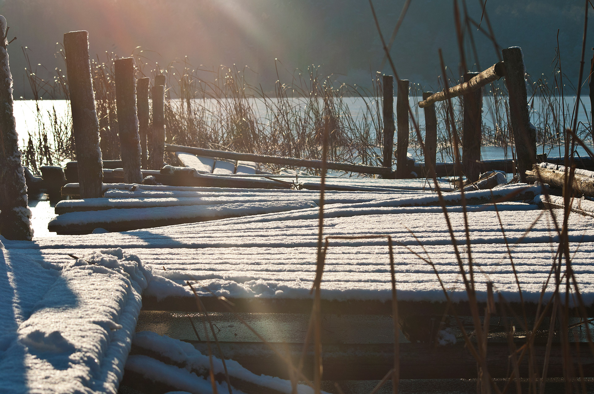 bridge lake snow free photo