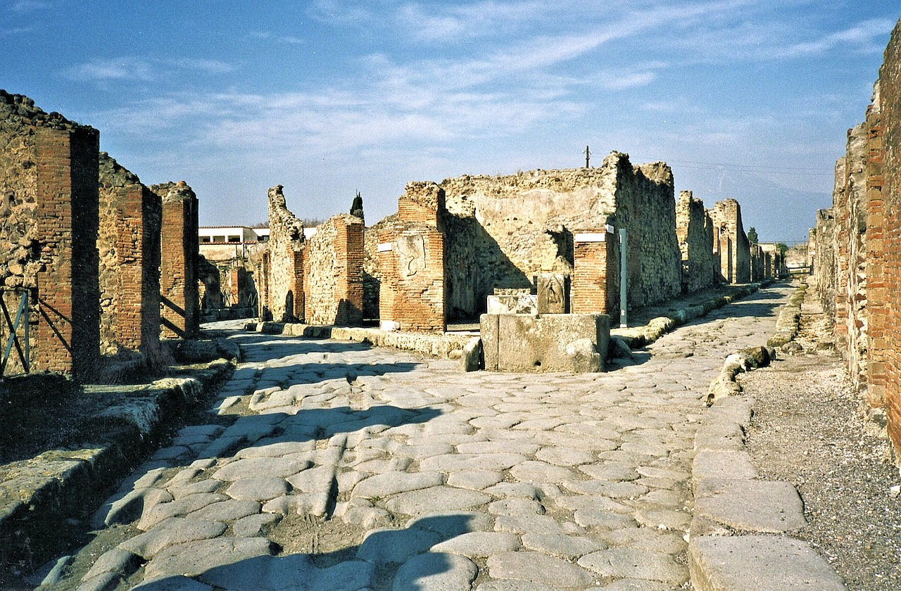 pompei ruins italy free photo