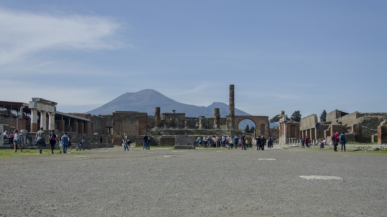 pompei ruins square vesuvius free photo