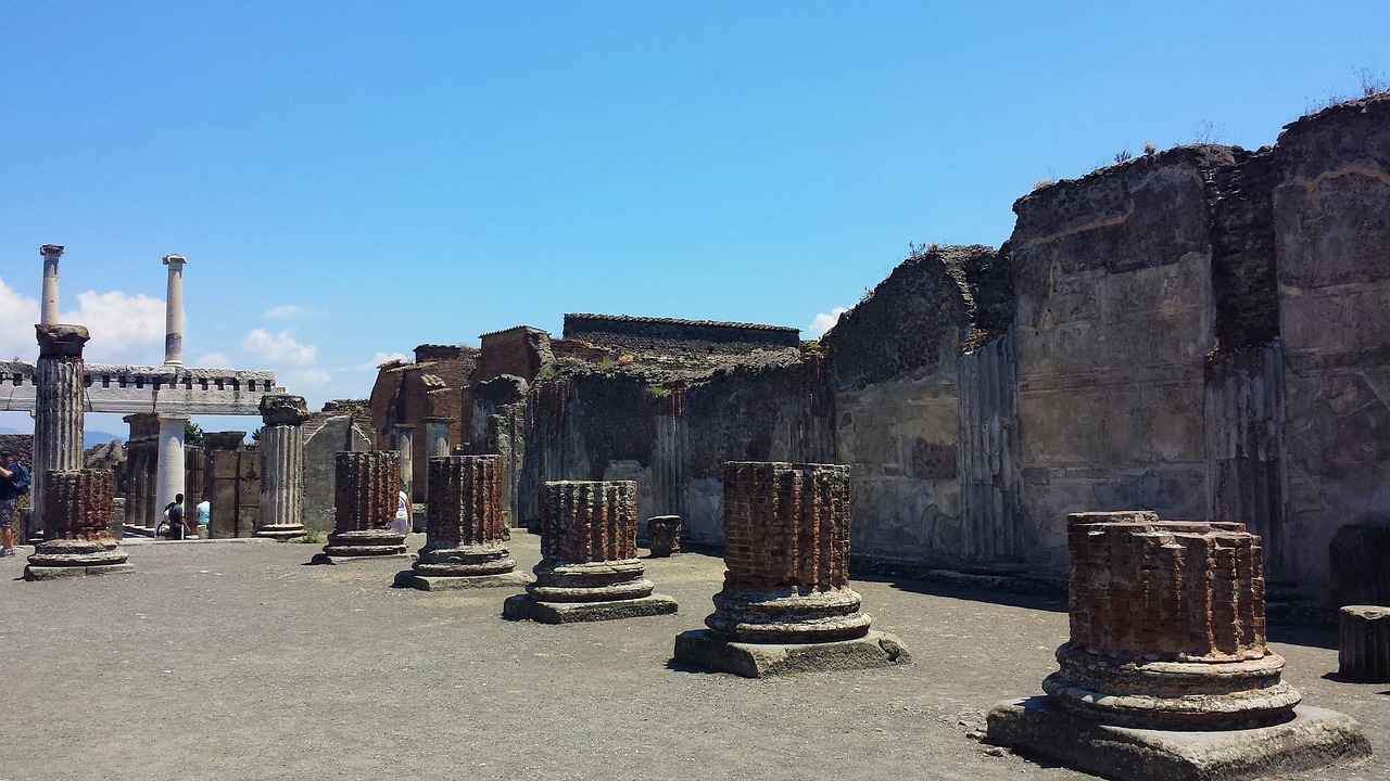 pompeii naples archaeology free photo