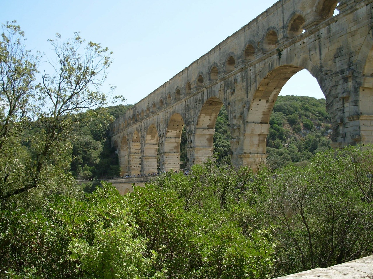 pont du gard bridge aqueduct free photo