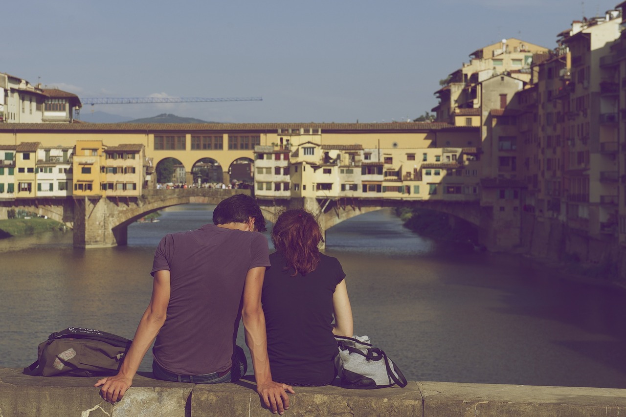 ponte vecchio florence italy free photo