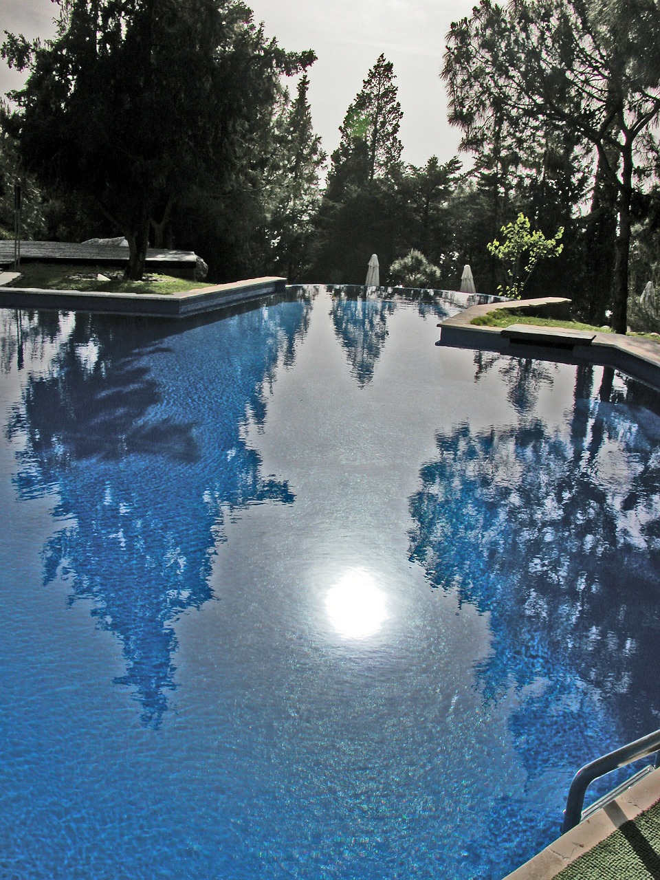 pool water mirroring free photo