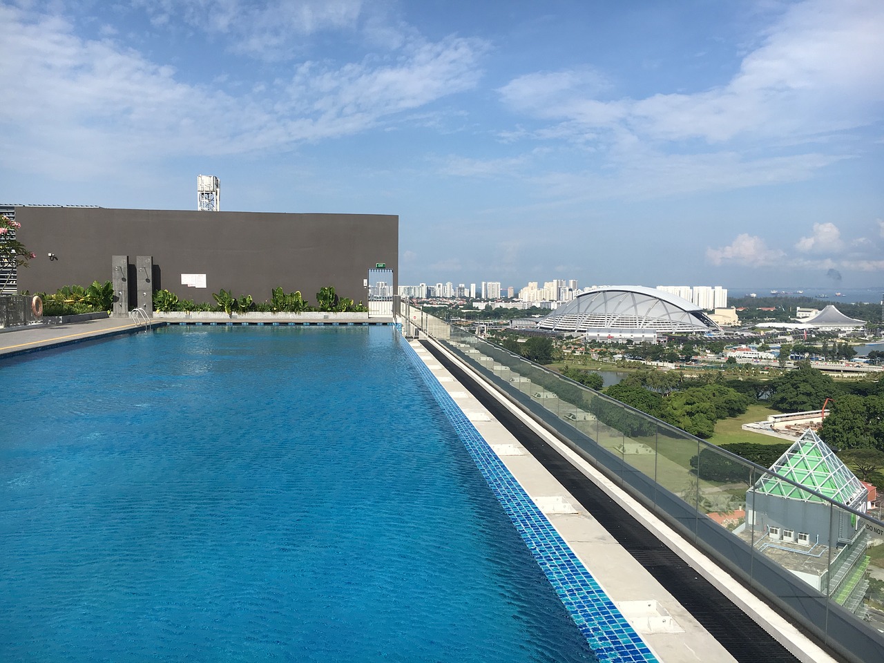 pool outdoors singapore free photo