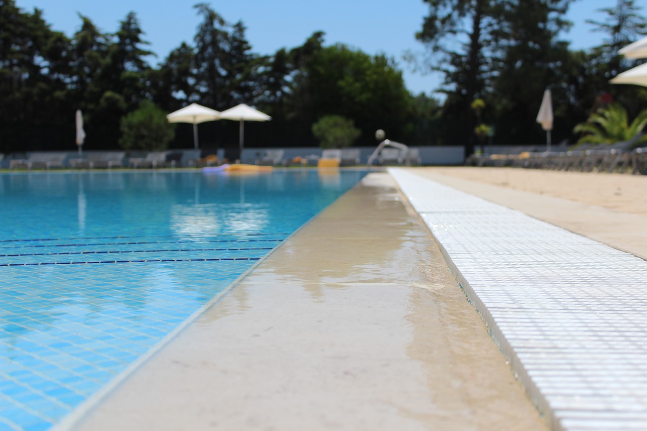 pool portugal swimming free photo