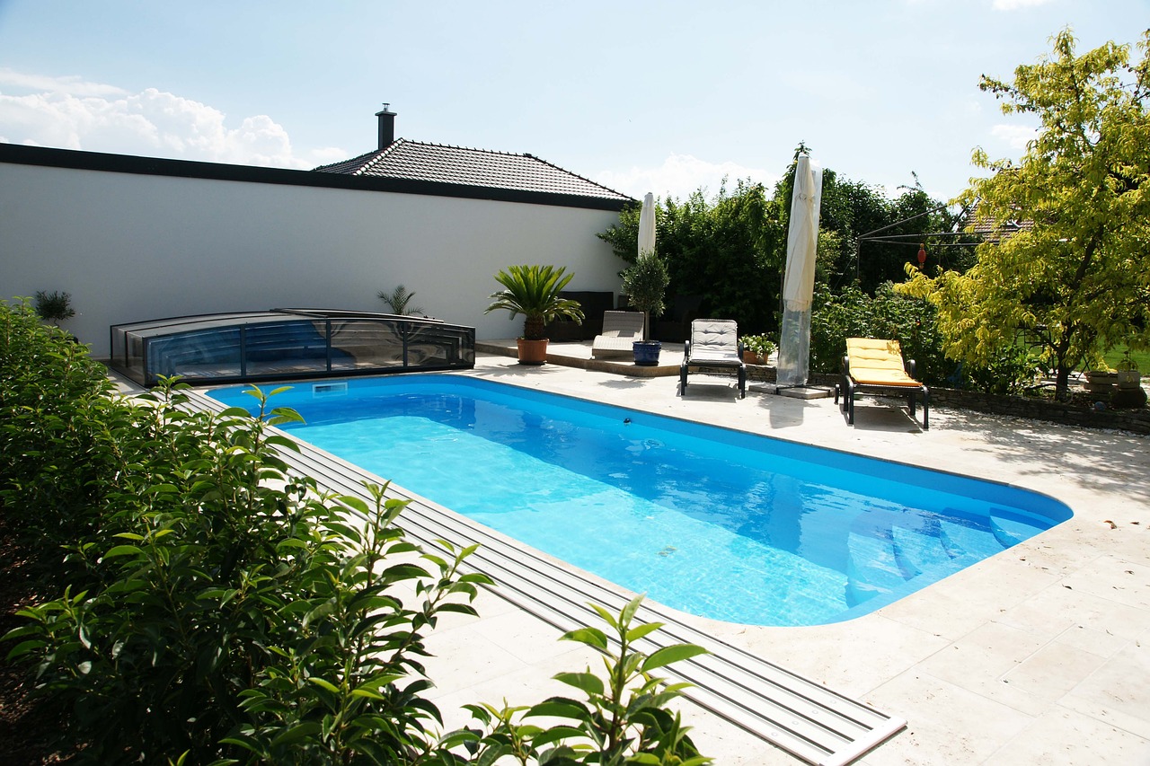 pool luxury hotel free photo