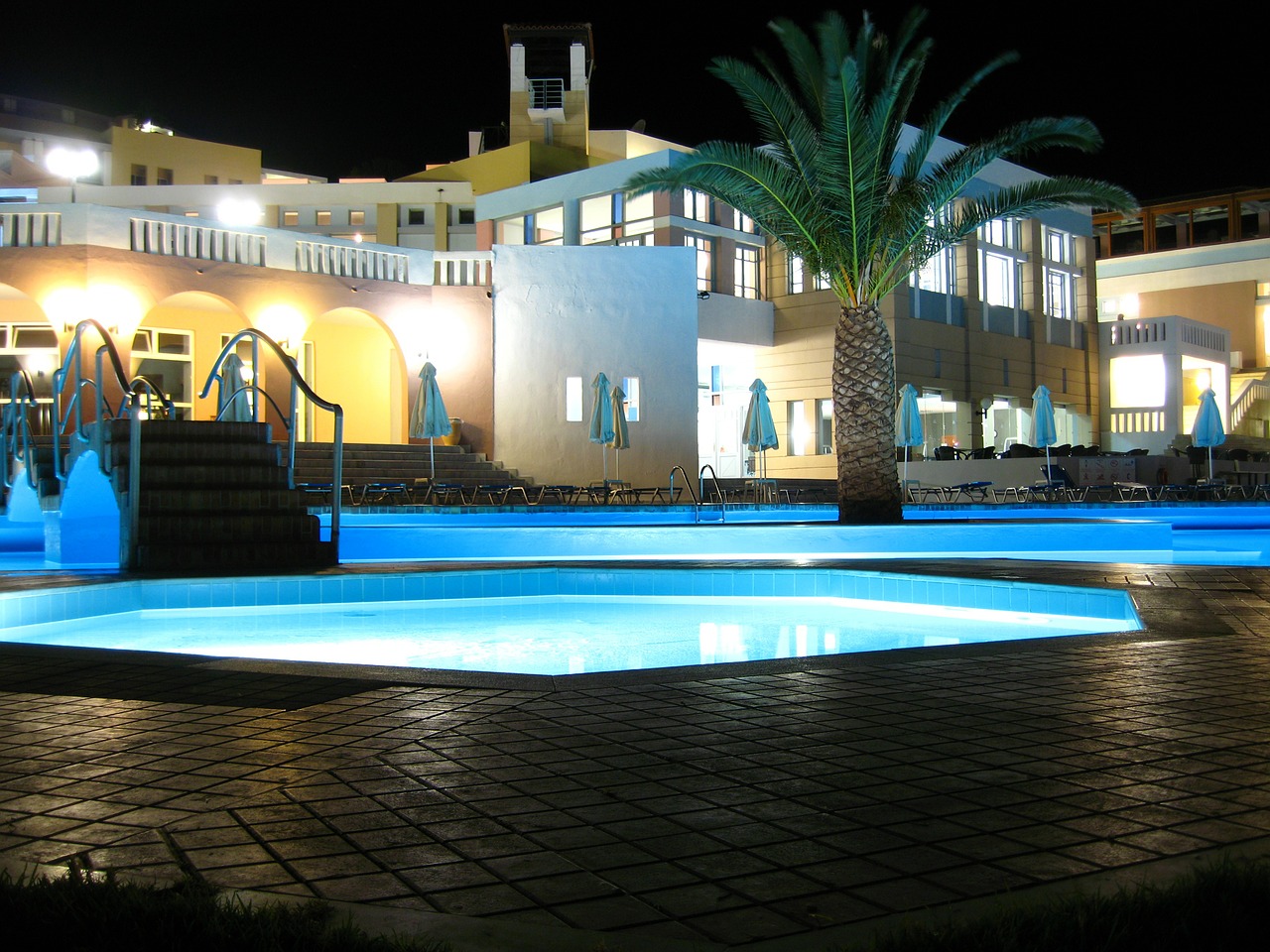 pool water hotel free photo