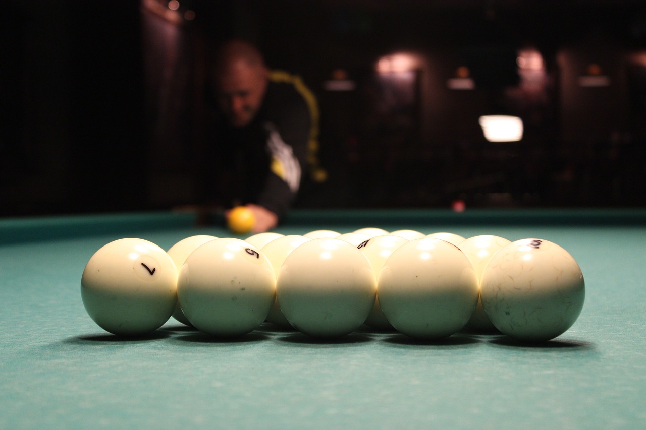pool table balls cue free photo