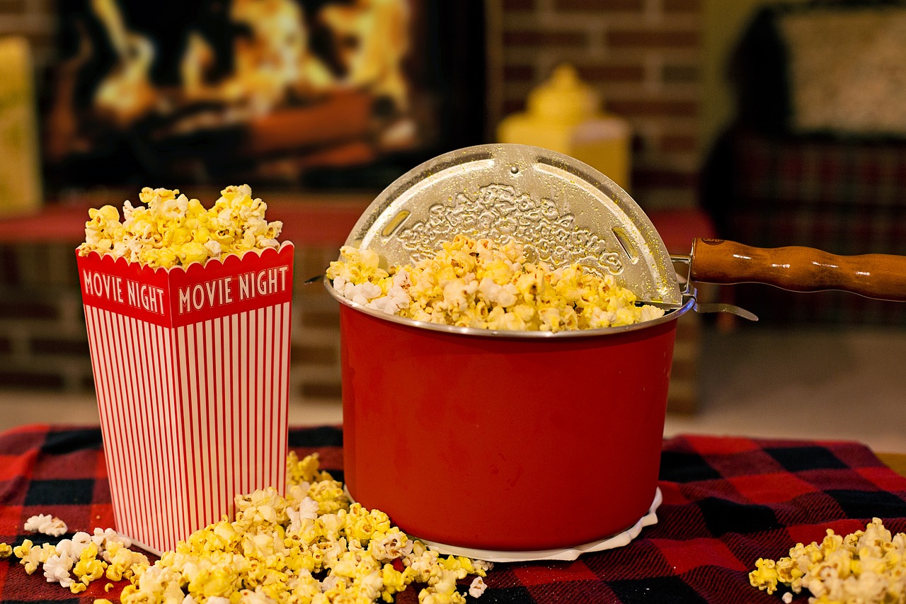 popcorn  movie time  snack free photo