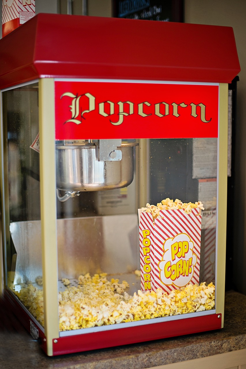 popcorn machine old-fashioned popcorn free photo