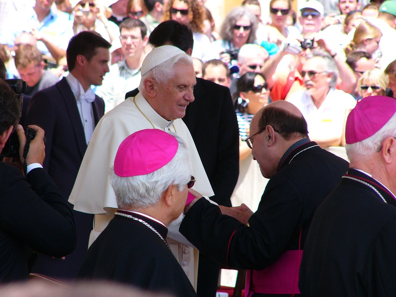 pope benedict rome the vatican free photo