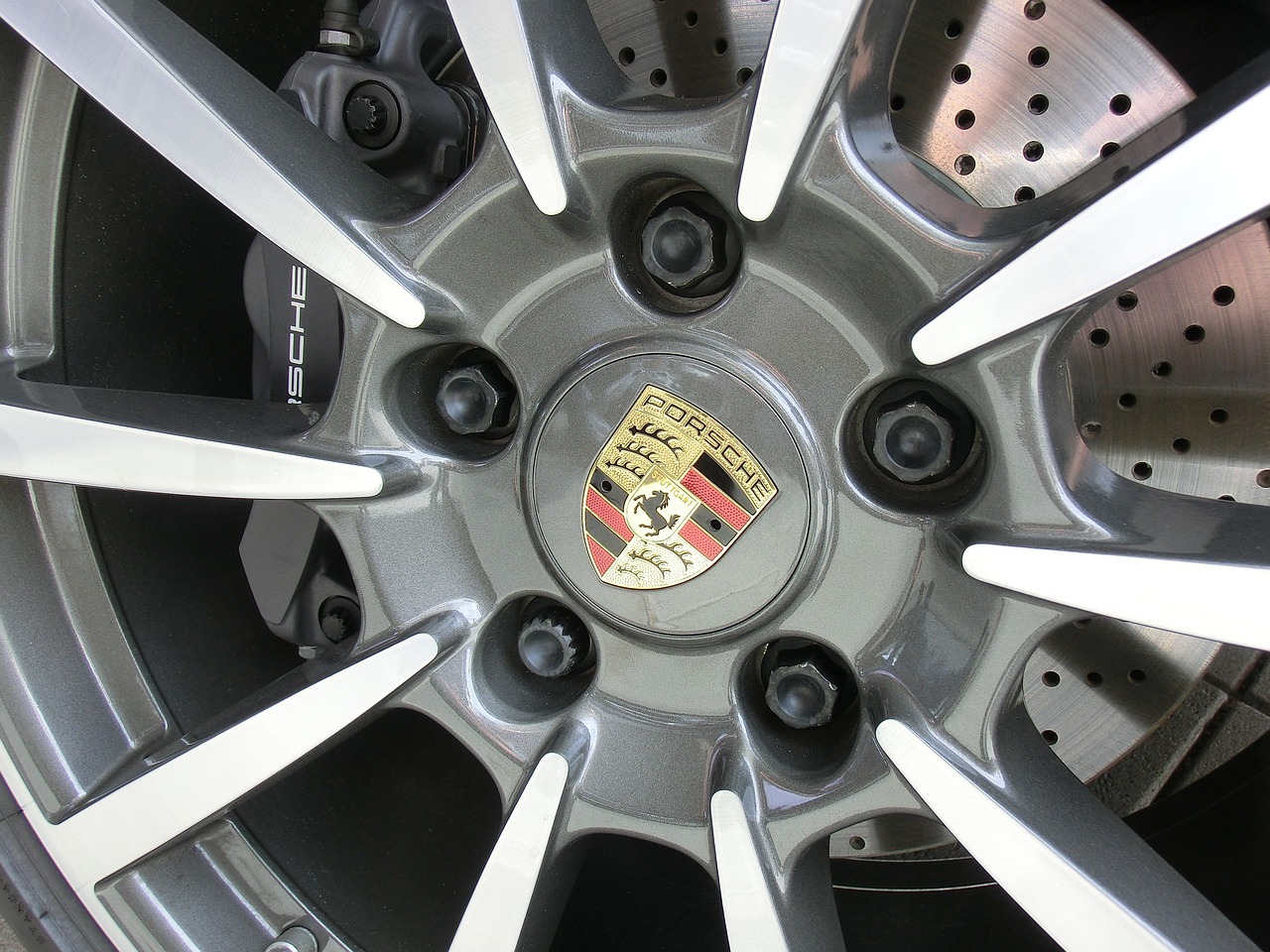 porsche wheel rim free photo