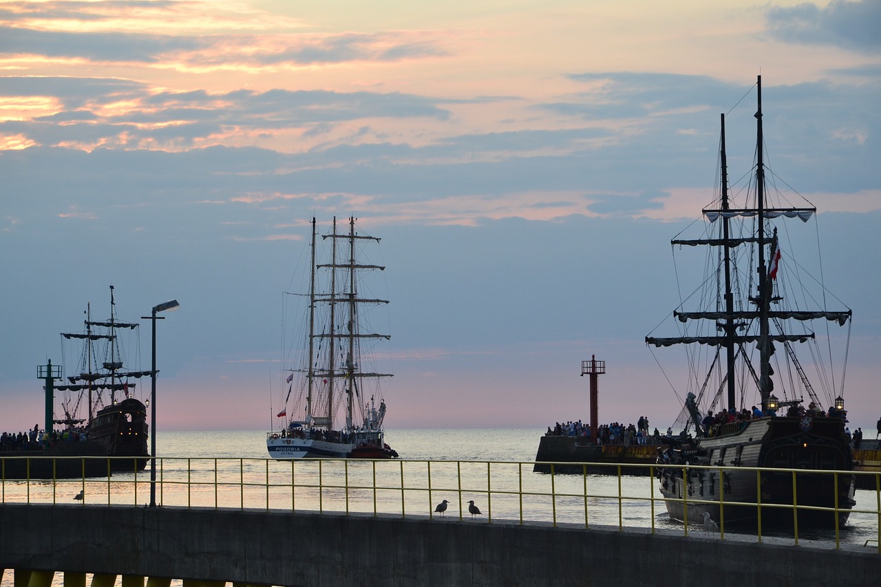 port ships sea free photo