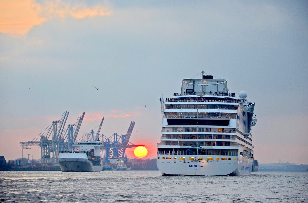 port hamburg aida free photo