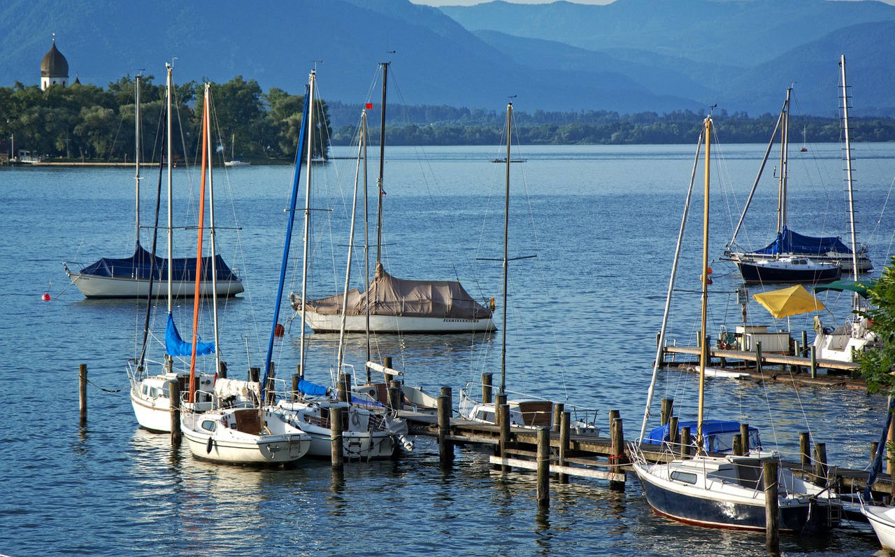 port boats anchorage free photo