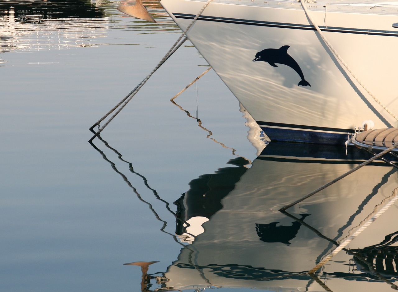 port boat lumbarda free photo