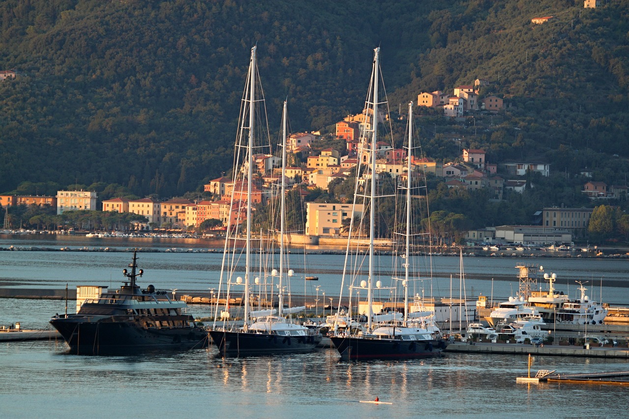 port la spezia italy free photo