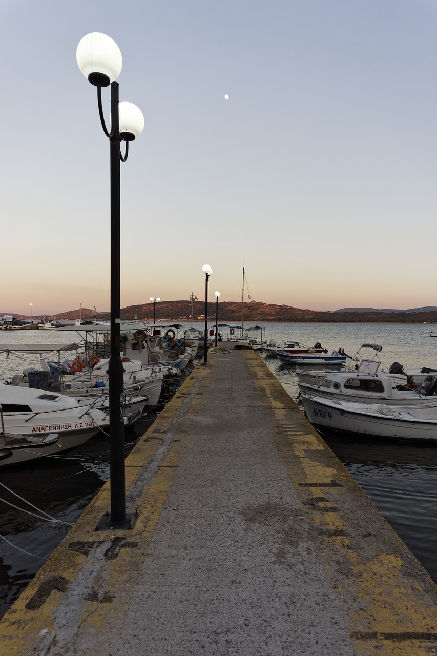 port dock boat free photo