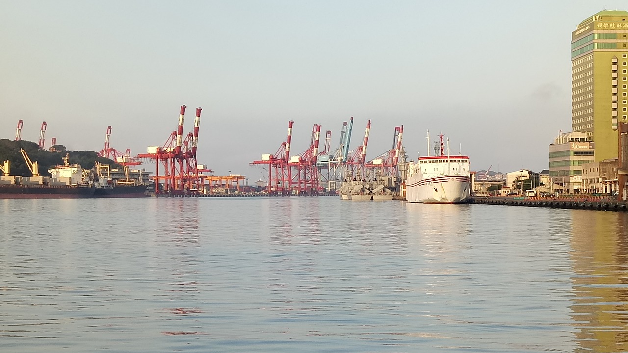 port services work free photo