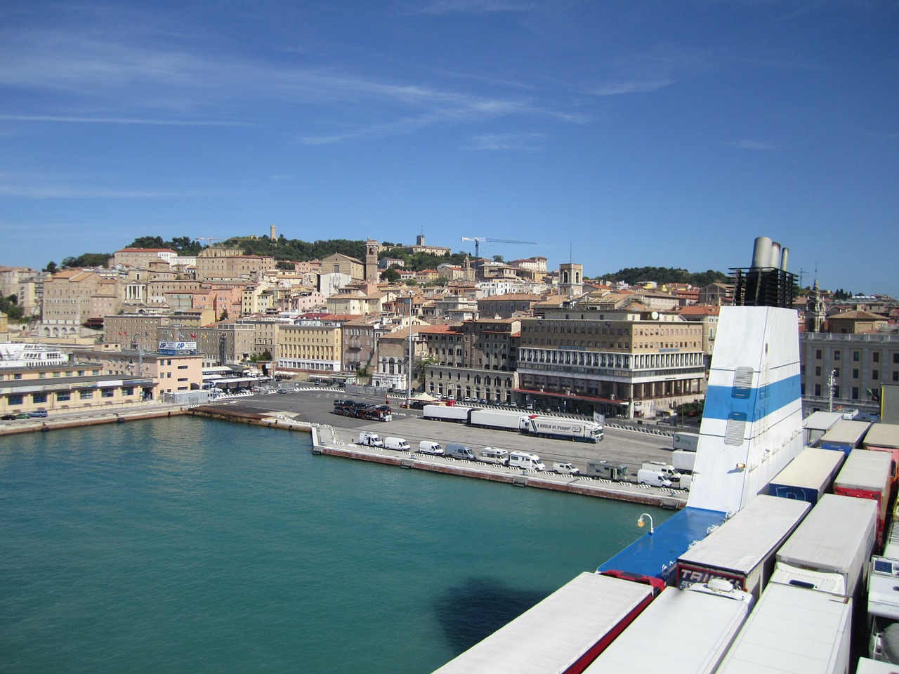 port car ferry sea free photo