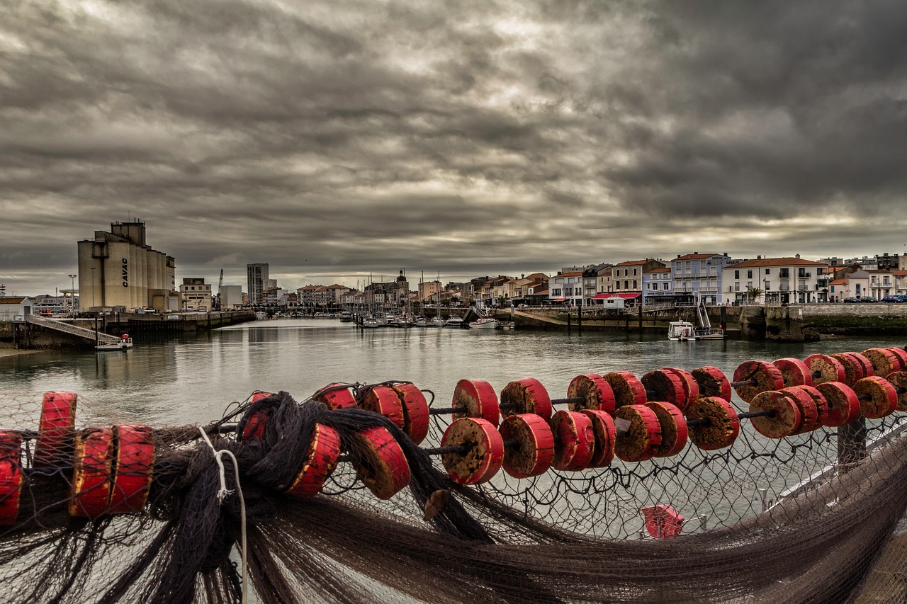 port  sea  sky free photo