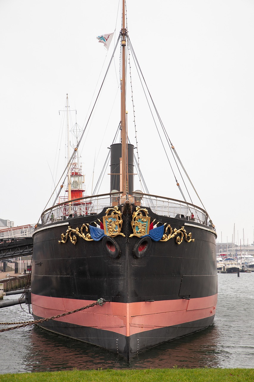 port  boat  ship free photo