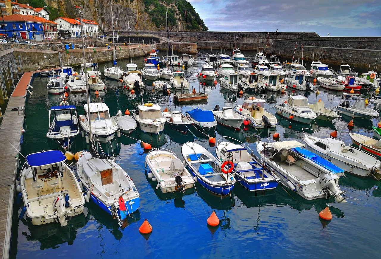 port  boats  sea free photo