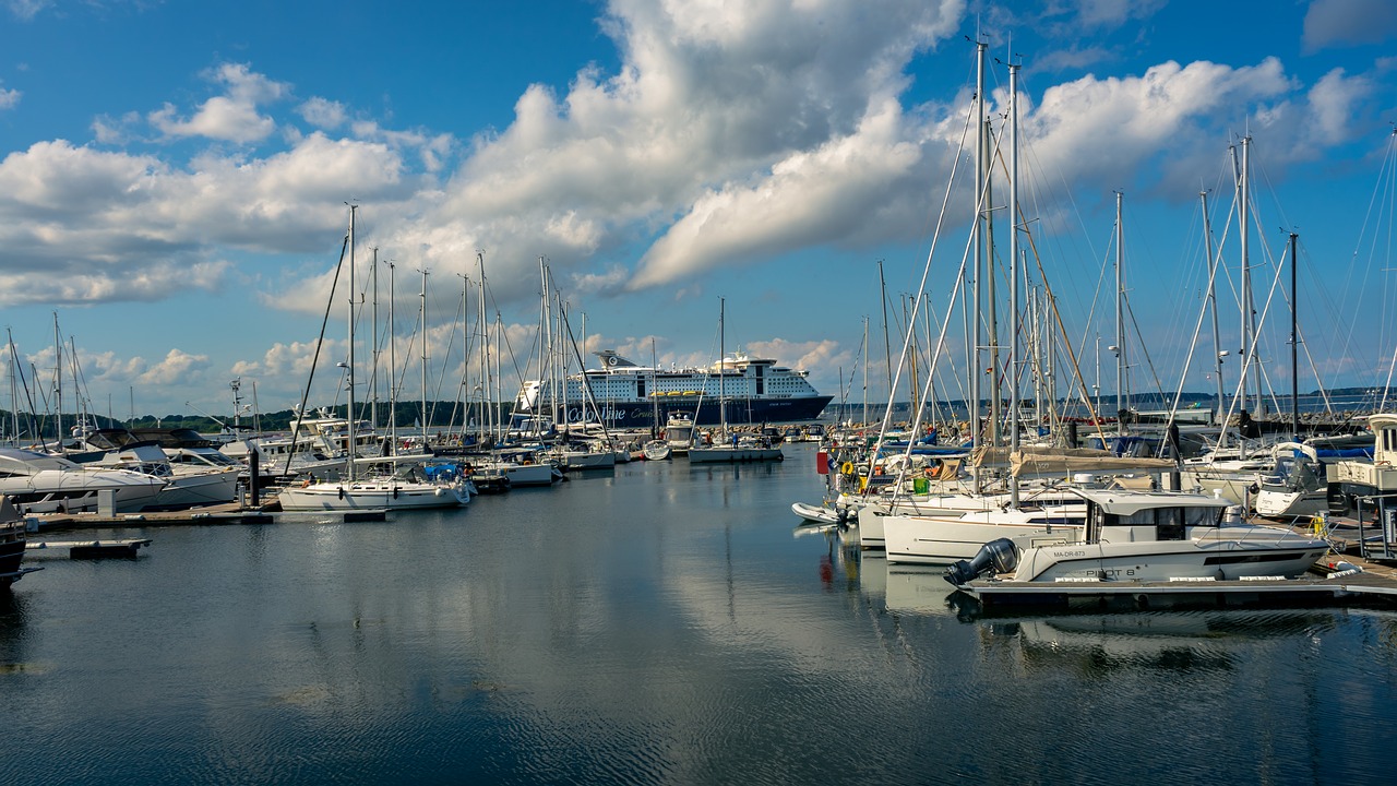 port  sailing boats  motor boats free photo