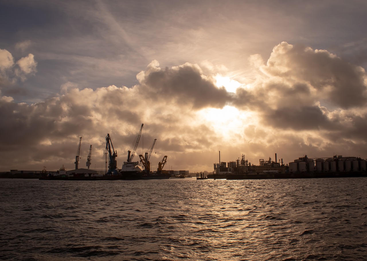 port  sky  hamburg free photo